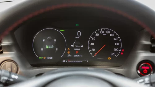 Cụm đồng hồ trung tâm Honda HR-V e:HEV RS 2025