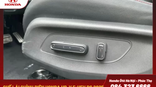 Ghế lái chỉnh điện 8 hướng (RS) mang lại sự tiện nghi tối đa.