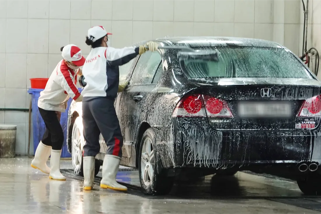 Dịch vụ chăm sóc làm đẹp ô tô tại Honda Phúc Thọ