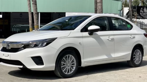 Honda City G màu trắng