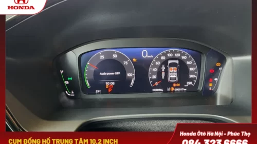 Cụm đồng hồ trung tâm 10.2 inch có thể tùy chỉnh giao diện theo sở thích, hiển thị sắc nét các thông số vận hành, mang đến trải nghiệm lái xe hiện đại và trực quan.