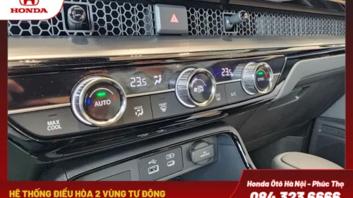 Hệ thống điều hòa 2 vùng tự động tiên tiến giúp bạn và người ngồi bên cạnh có thể tùy chỉnh nhiệt độ theo sở thích cá nhân, đảm bảo sự thoải mái tối đa trên mọi hành trình.