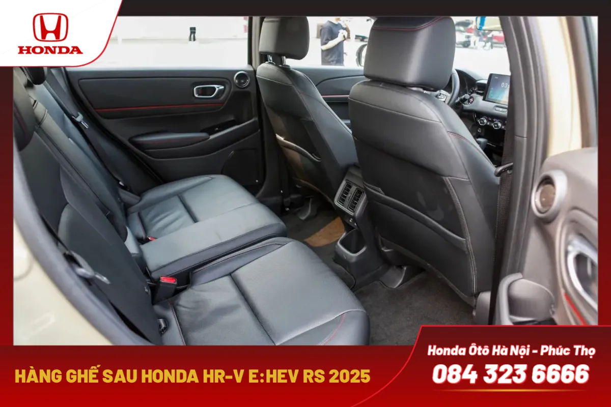 Hàng ghế sau: Hàng ghế Magic Seat gập linh hoạt 3 chế độ, tối ưu hóa không gian sử dụng.