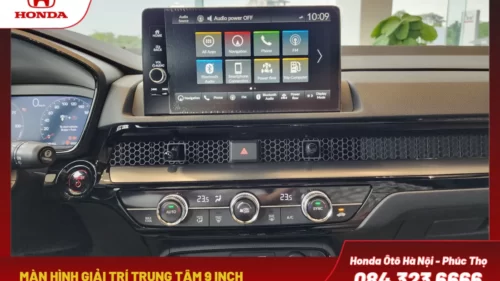 Màn hình giải trí trung tâm 9 inch, kết nối Apple Carplay không dây và tích hợp bản đồ định vị, chế độ thoại rảnh tay và quay số bằng giọng nói tiện lợi.