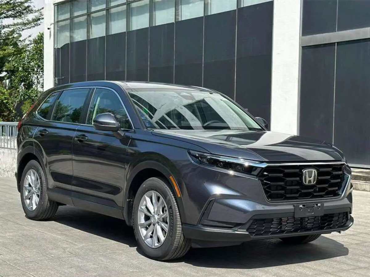 Honda CR-V 2025 màu xám phiên bản G (Ảnh: Sưu tầm Internet)