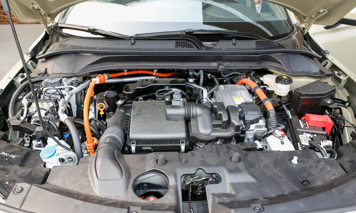 Khoang động cơ Honda HR-V 2025