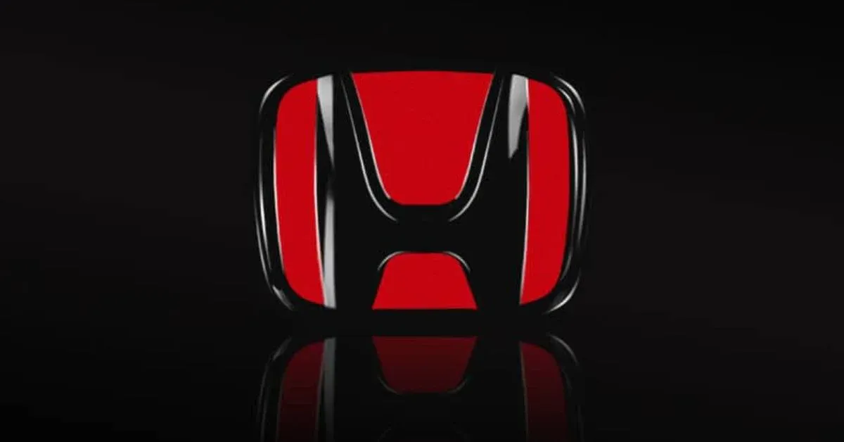 Cách thay logo Honda Civic đúng kỹ thuật