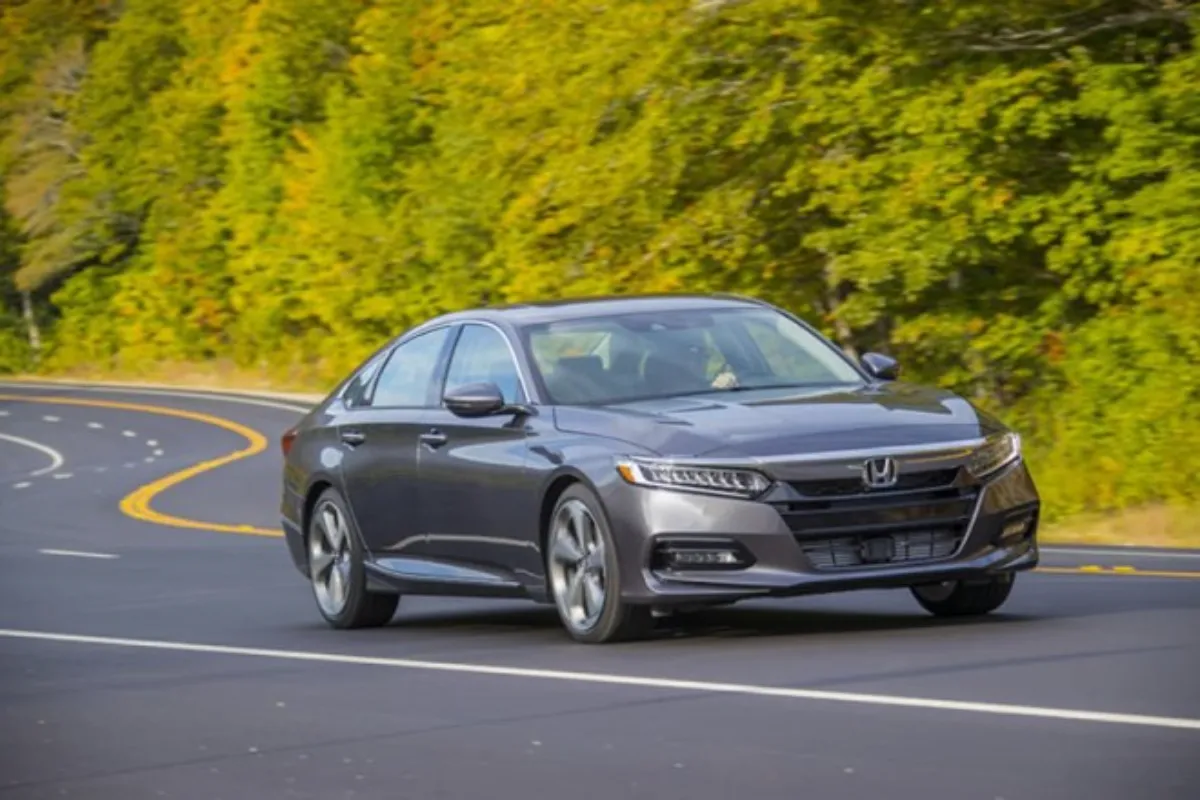 honda accord giảm giá
