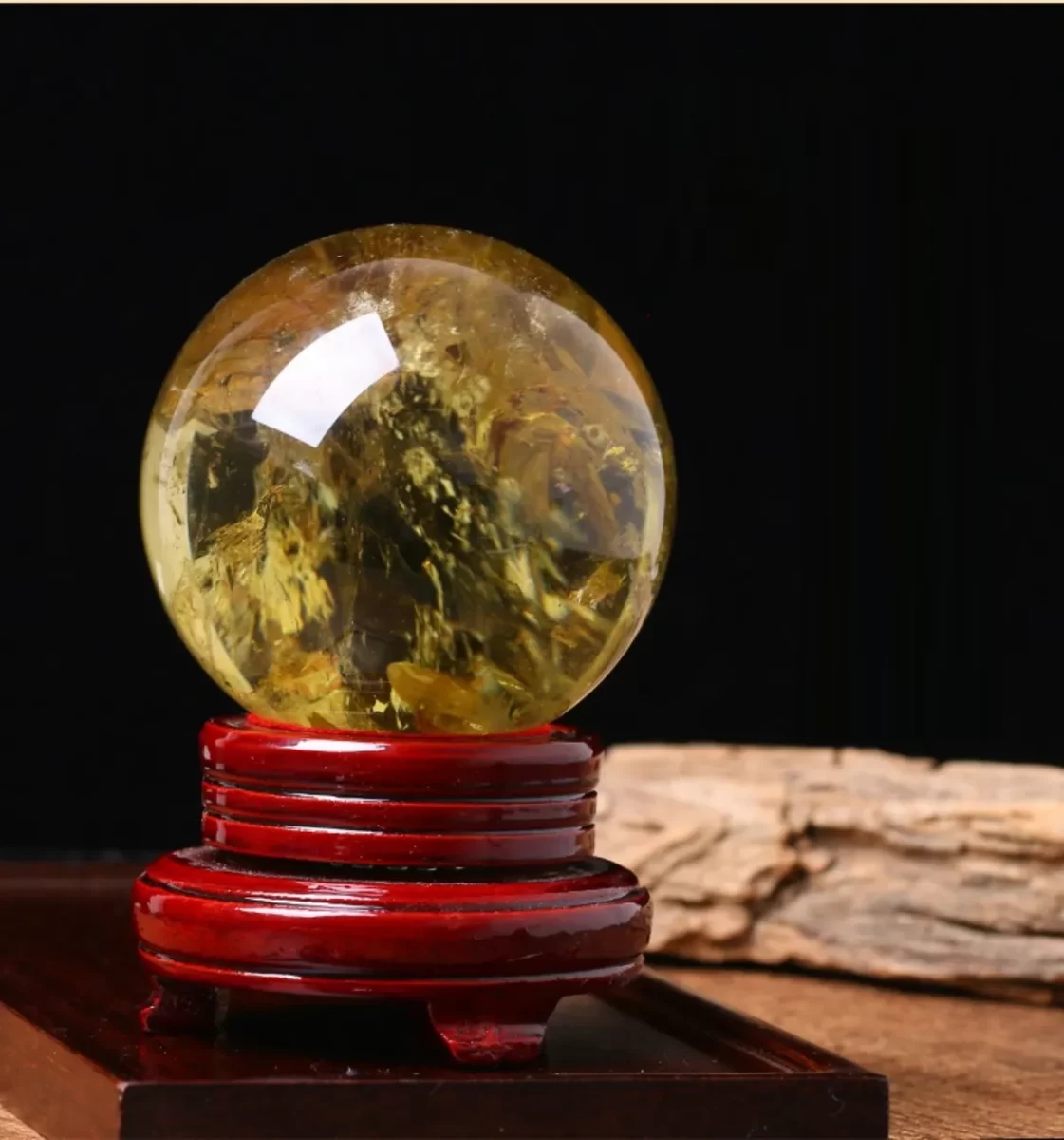 Quả cầu đá Thạch anh vàng