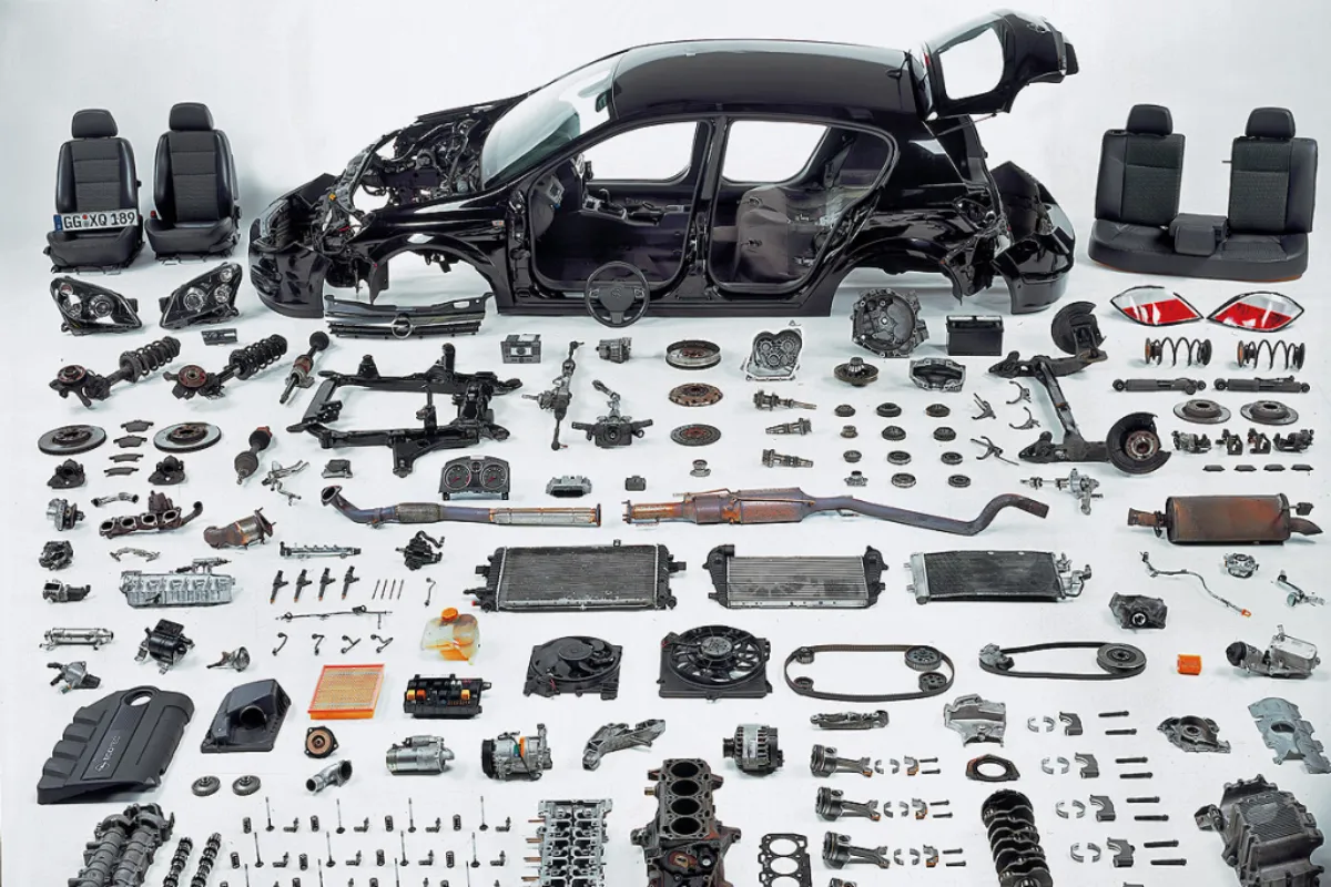 Danh sách phụ kiện ô tô cần thiết khi mua xe